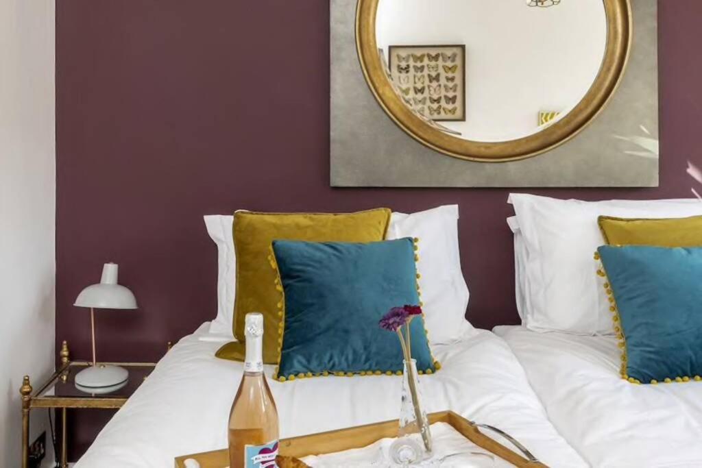 Georgian Apartment Located In The Center Of Bath. ภายนอก รูปภาพ